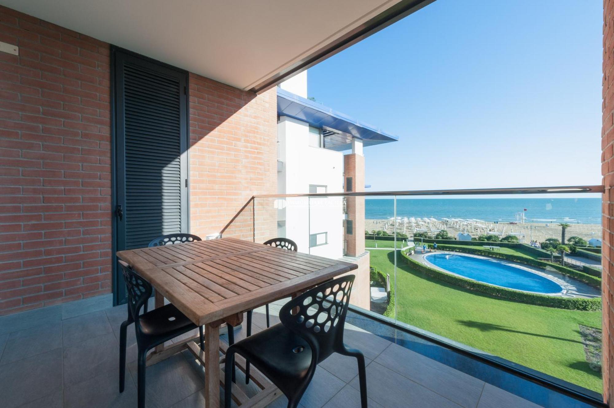 Residence Frontemar Immobiliare Pacella Jesolo Extérieur photo